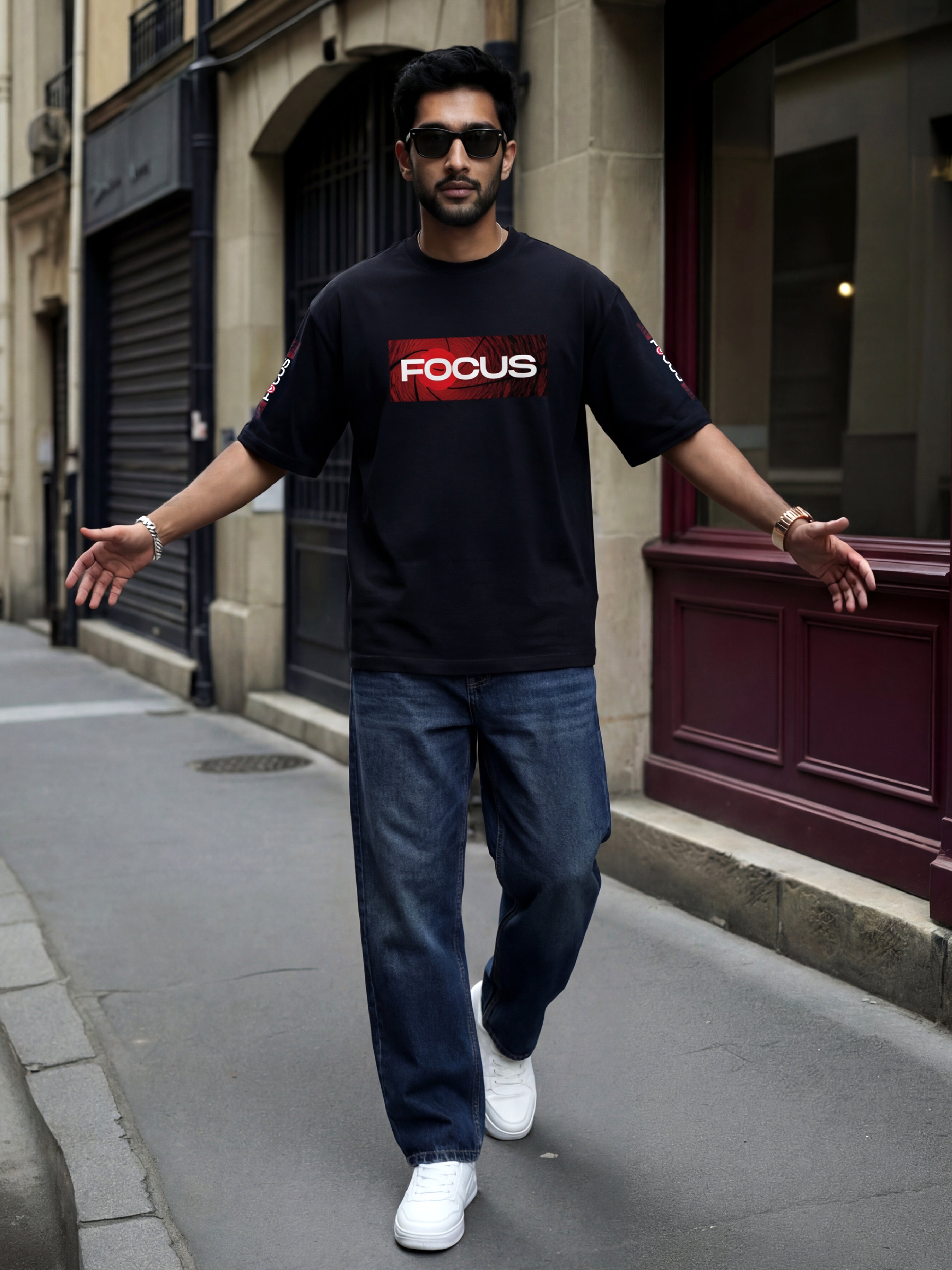 Focus Oversized T-shirt