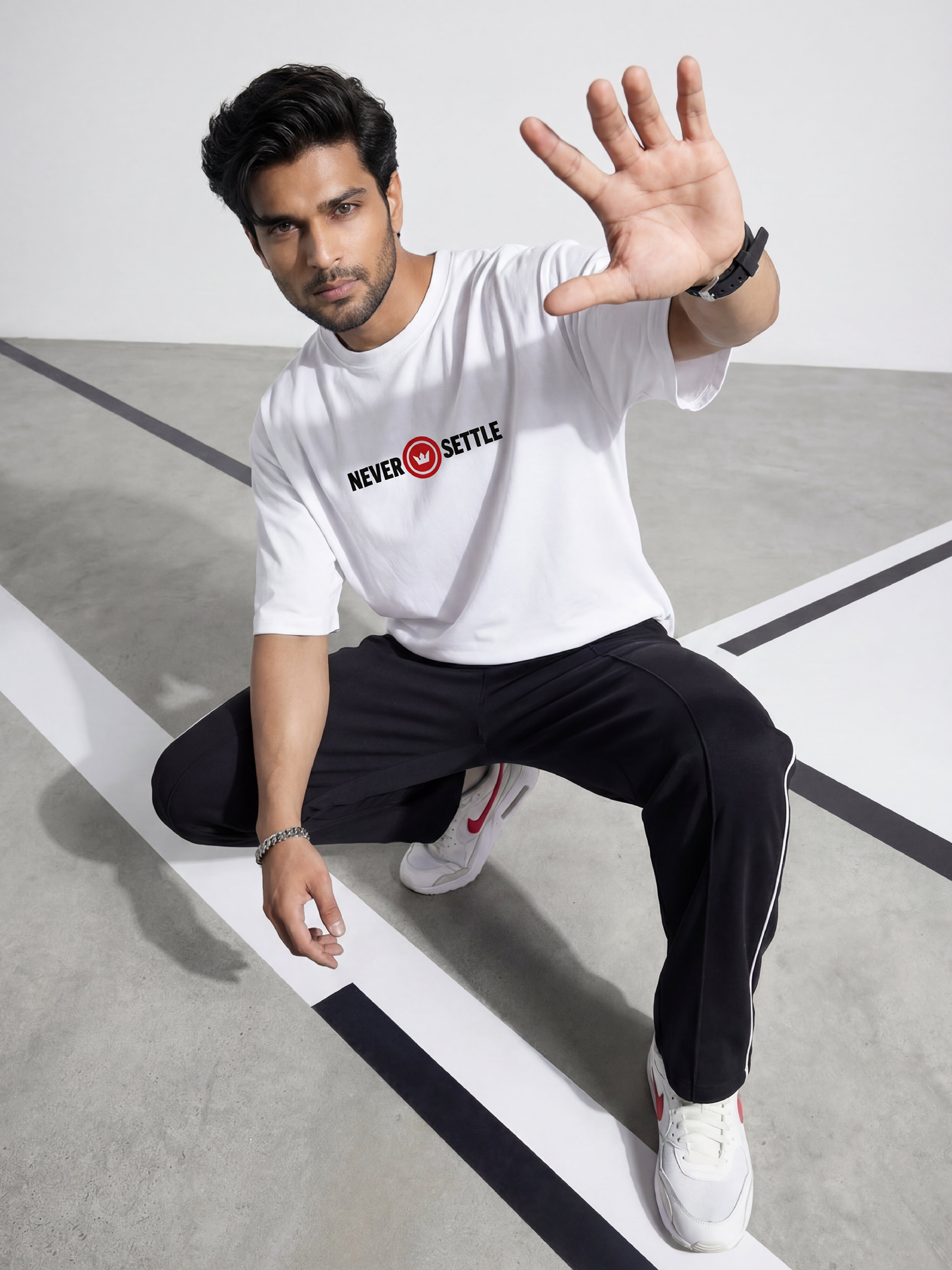 Never Settle Oversized T shirt